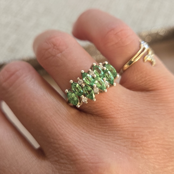 Diamonique Green CZ Ring - Picture 1 of 11